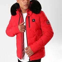 De gros 🥰 Doudoune Chauffante Capuche Fourrure Val D'Isère Rouge Noir de Comme Des Loups 🎉