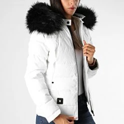 Offres ❤️ Doudoune Chauffante Capuche Femme Fourrure Budapest Blanc Noir de Comme Des Loups 🤩 -Comme Des Loups Soldes comme des loups 199604 BUDAPEST WHITE FOUR BLACK 20191009T150257 03