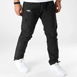 Offres 🧨 Pantalon Jogging Chamonix Noir de Comme Des Loups 🧨