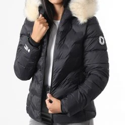 Meilleur prix ⌛ Doudoune Chauffante Capuche Fourrure Femme Val Thorens Noir de Comme Des Loups 😀 -Comme Des Loups Soldes comme des loups 333124 VAL THORENS BLACK FUR WHITE 20220901T101415 03