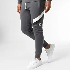 Meilleure vente ⭐ Ensemble De Survetement Manhattan 3 Gris Anthracite de Comme Des Loups ⌛ -Comme Des Loups Soldes comme des loups 336234 MANHATTAN3 GRIS FUMEE 20220915T145450 04