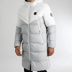 Top 10 ✨ Doudoune Longue Chauffante Tottenham Blanc Gris de Comme Des Loups 😀 -Comme Des Loups Soldes comme des loups 345505 TOTTENHAM WHITE GREY 20221028T155148 03