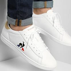 Budget ⌛ Baskets Court Classic 2121223 Optical White Tan de Le Coq Sportif ⌛