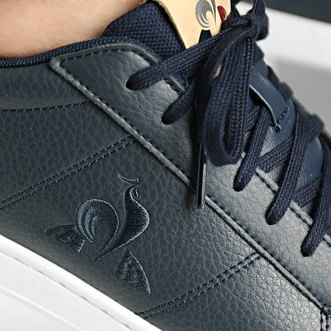 Grosses soldes 👏 Baskets CourtMatch BBR Premium 2210107 🤩 Dress Blues de Le Coq Sportif ✨ 4 Grosses soldes 👏 Baskets CourtMatch BBR Premium 2210107 🤩 Dress Blues de Le Coq Sportif ✨ – Image 2