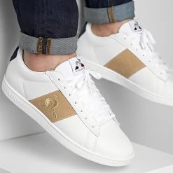 Tout neuf ⌛ Baskets Courtclassic BBR Premium 2210105 Optical White Tan de Le Coq Sportif ✔️