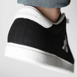 Coupon ✨ Baskets Court One 2210112 Black de Le Coq Sportif ✔️ -Comme Des Loups Soldes le coq sportif 303401 2210112 20220214T163415 04