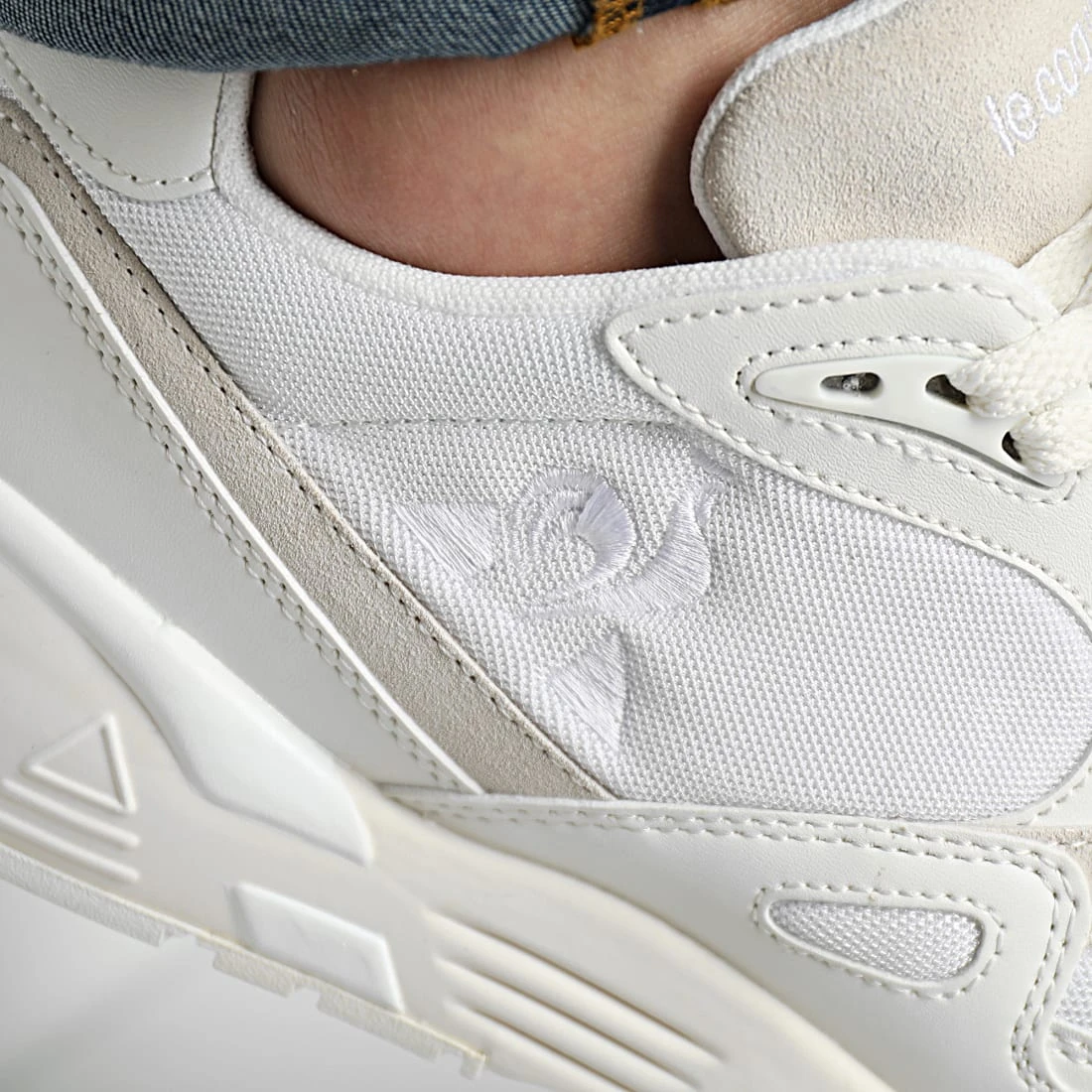 Meilleur prix ⌛ Baskets LCS R850 2210745 Optical White de Le Coq Sportif ✔️ 4 Meilleur prix ⌛ Baskets LCS R850 2210745 Optical White de Le Coq Sportif ✔️ – Image 2