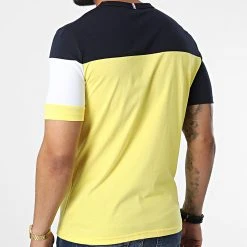 Coupon 🥰 Tee Shirt 2220294 Bleu Marine Jaune de Le Coq Sportif 🔔 -Comme Des Loups Soldes le coq sportif 323725 2220294 20220630T152631 04
