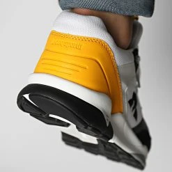 Vente flash 🌟 Baskets LCS R500 Sport 2220205 Optical White Citrus de Le Coq Sportif ⌛ 9 Vente flash 🌟 Baskets LCS R500 Sport 2220205 Optical White Citrus de Le Coq Sportif ⌛ -Comme Des Loups Soldes le coq sportif 324637 2220205 20220624T155042 04