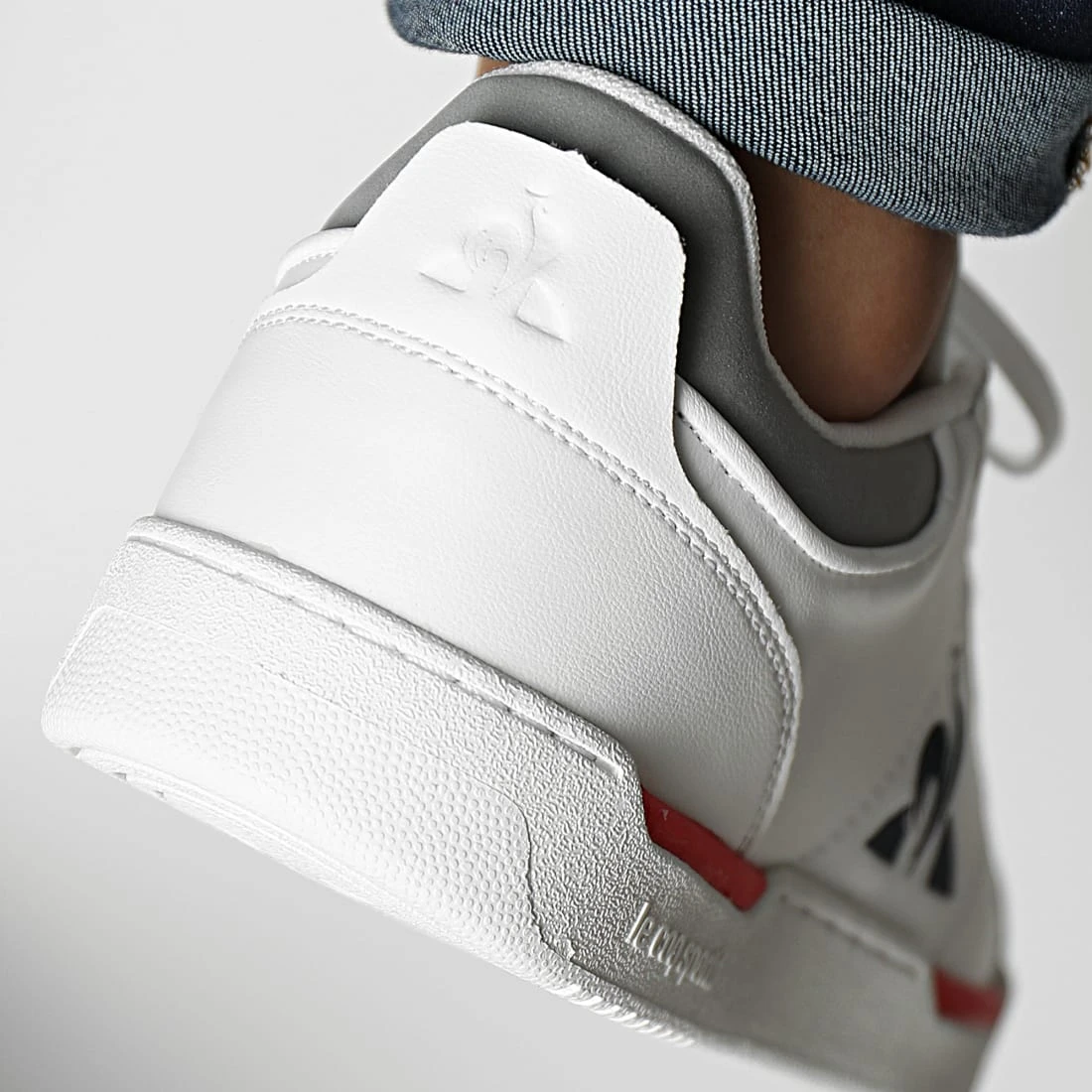 Grosses soldes 🛒 Baskets Stadium Tricolore 2220247 Optical White de Le Coq Sportif 🌟 6 Grosses soldes 🛒 Baskets Stadium Tricolore 2220247 Optical White de Le Coq Sportif 🌟 – Image 4