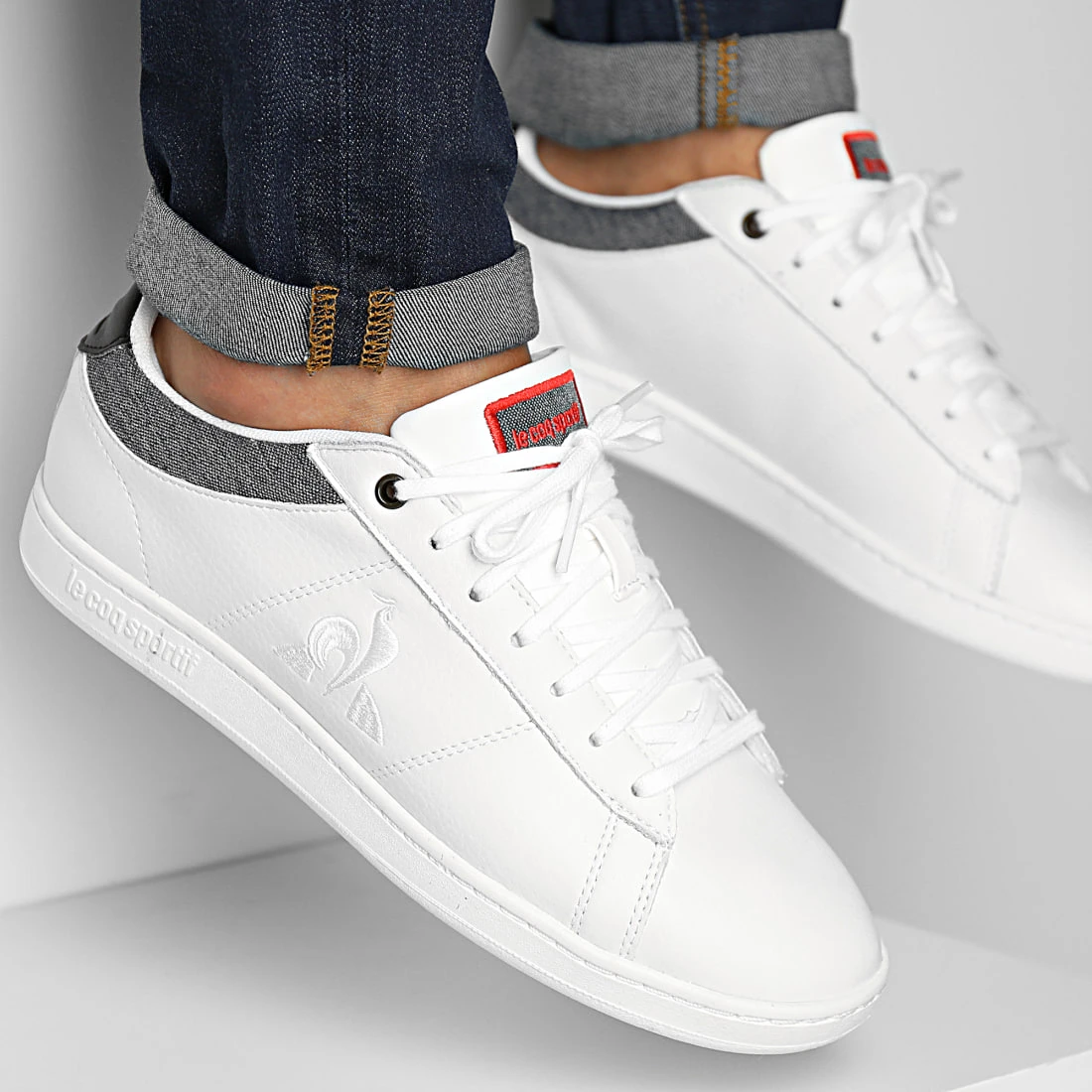 Tout neuf ❤️ Baskets Court Allure Workwear 2220196 Optical White Black de Le Coq Sportif 🎉 3 Tout neuf ❤️ Baskets Court Allure Workwear 2220196 Optical White Black de Le Coq Sportif 🎉