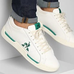 Sortie 🥰 Baskets Stadium 2220241 Optical White Evergreen de Le Coq Sportif ✔️