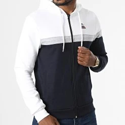 Le moins cher 🤩 Sweat Zippé Capuche 2220653 Bleu Marine Blanc de Le Coq Sportif ❤️ 8 Le moins cher 🤩 Sweat Zippé Capuche 2220653 Bleu Marine Blanc de Le Coq Sportif ❤️ -Comme Des Loups Soldes le coq sportif 332093 2220653 20220811T155121 03