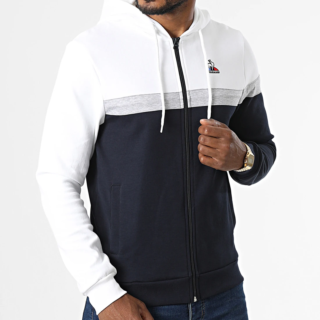 Le moins cher 🤩 Sweat Zippé Capuche 2220653 Bleu Marine Blanc de Le Coq Sportif ❤️ 5 Le moins cher 🤩 Sweat Zippé Capuche 2220653 Bleu Marine Blanc de Le Coq Sportif ❤️ – Image 3
