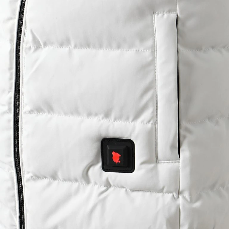 Comme Des Loups Soldes -Comme Des Loups Soldes comme des loups 341535 STOCKHOLM WHITE FOUR BLACK 20221010T151943 02 768x768 1